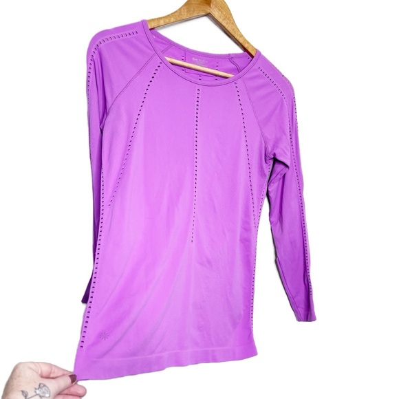 Athleta Women's Purple Vented Long Sleeve Stretch Crewneck Workout Athletic Top - Picture 5 of 16